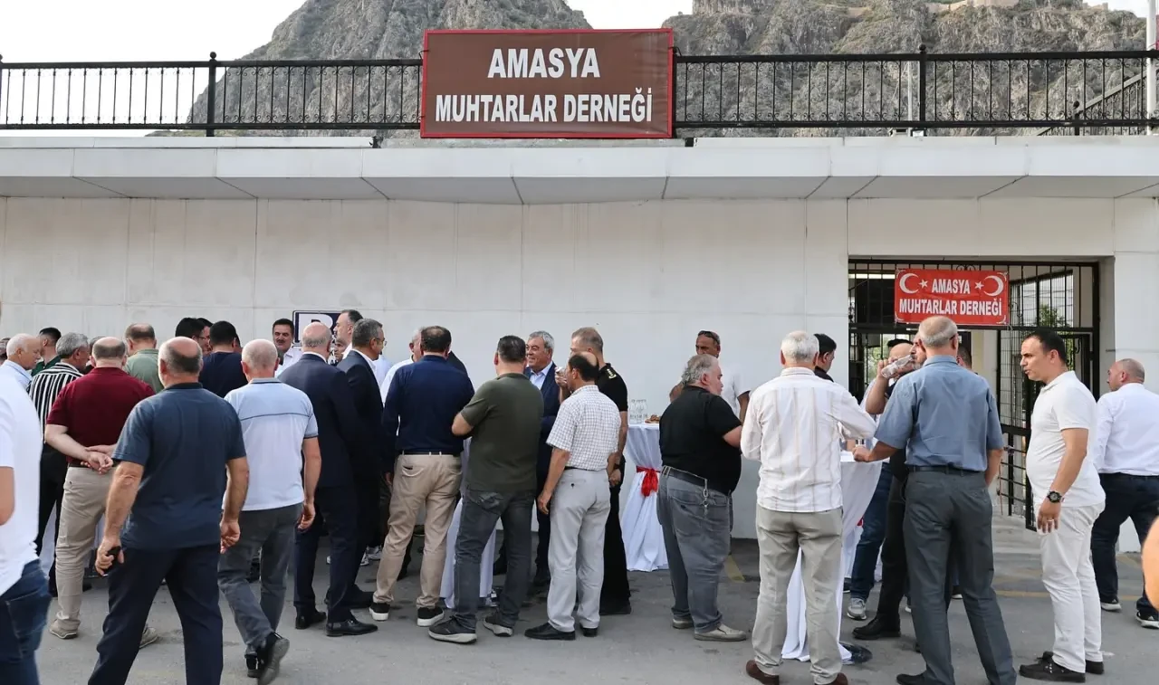 Amasya Muhtarlar Derneği Hizmet Ofisi Açıldı 4