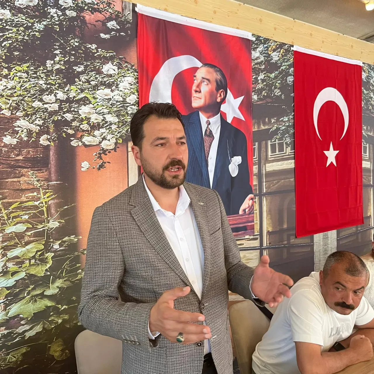Başkan Emre Keleş, Merzifon Vakfı’nın Kahvaltı Programına Katıldı 3