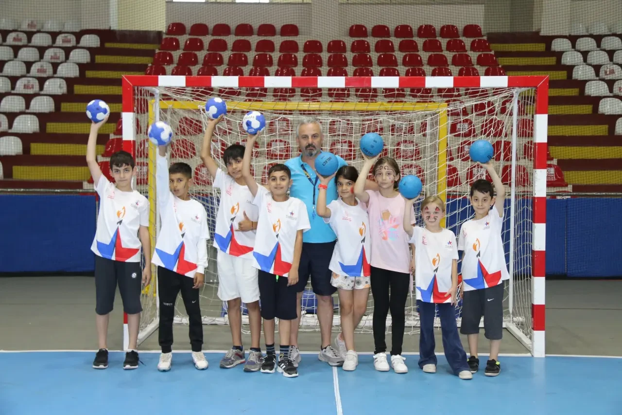 Yaz Spor Okulları Amasya’da Gençlerle Buluşuyor! 4