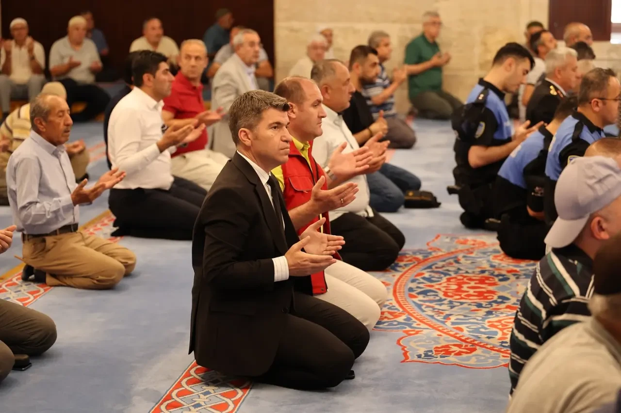 Amasya’da Şehitler Dualarla Anıldı: Sultan II. Bayezid Camii’nde Mevlid-i Şerif Programı 1
