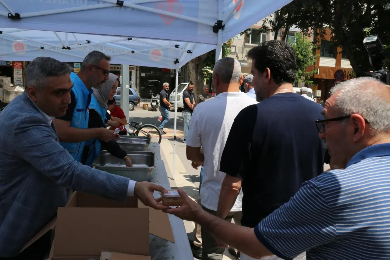 Merzifon’da Muharrem Ayı’nın Bereketi Aşureyle Paylaşıldı 1