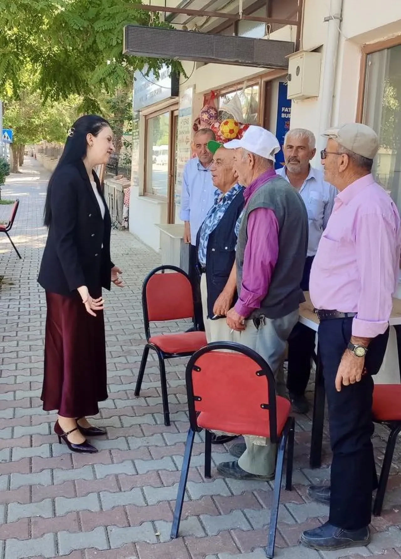 Hamamözü Kaymakamı Büşra Erdoğan Duramaz’dan Esnafa Veda Ziyareti 2