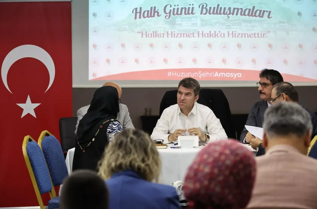 Vali Bakan, Halk Günü Toplantısında Amasya'nın Sorunlarını Dinledi 2