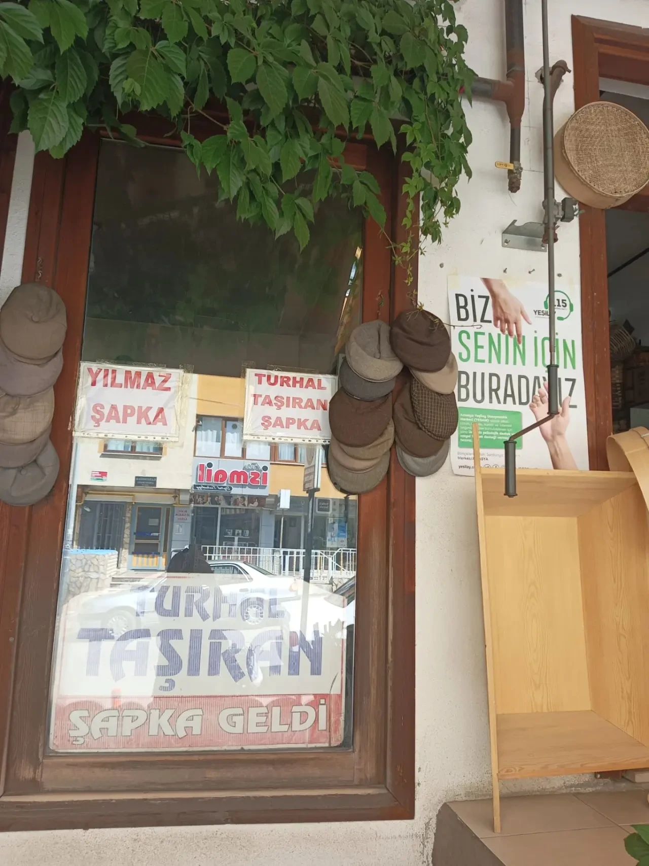 YEDAM’dan Esnafa Bilgilendirme Ziyareti: Mahallelerde Bağımlılıkla Mücadele Anlatıldı 4