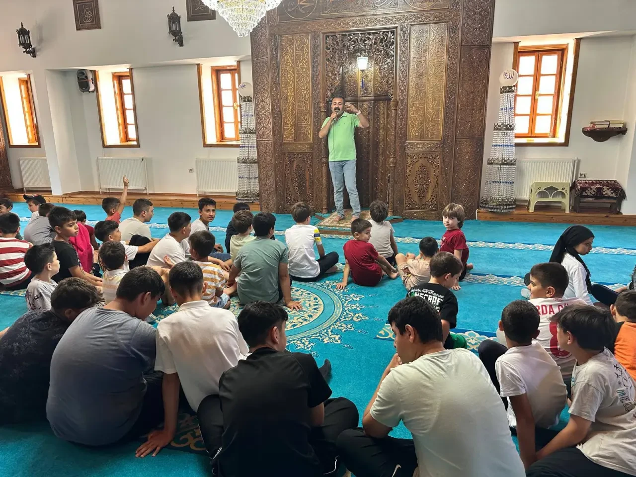 Camide Sağlık Semineri: Çocuklara Sağlıklı Beslenme ve Bağımlılıkla Mücadele Eğitimi Verildi 2