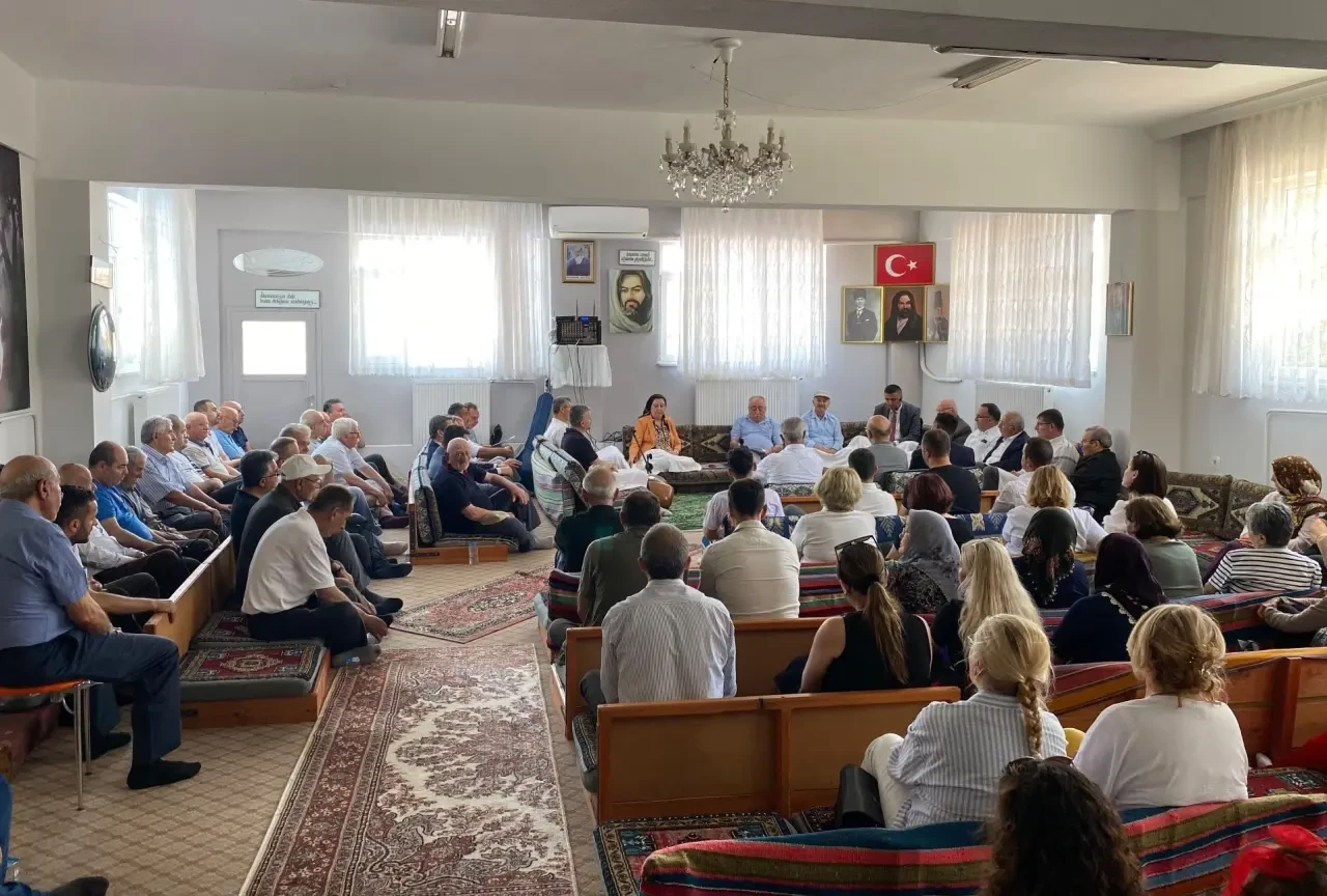 Muharrem Ayı’nda Birlik Mesajı: Başkan Vekili Köse Aşure Etkinliğine Katıldı 3