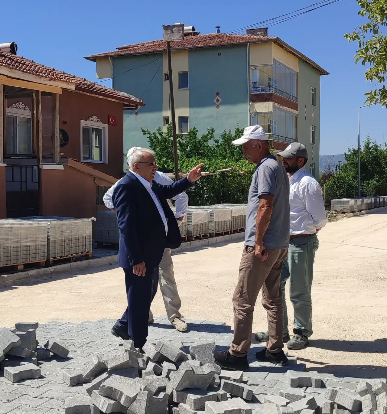 Başkan Kemal Şahin, Üstyapı Çalışmalarını Yerinde İnceledi 2