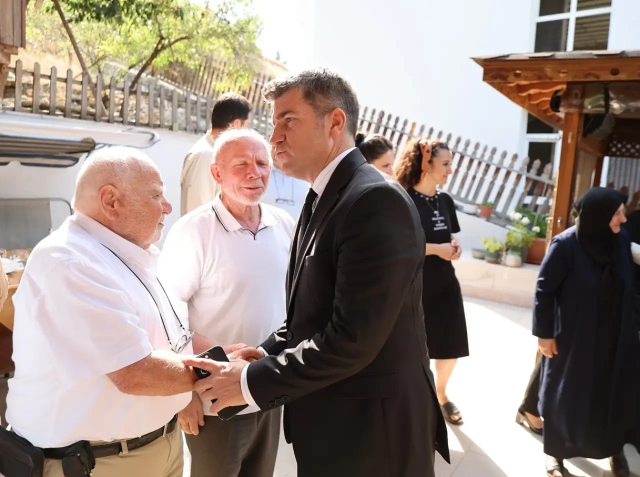 Vali Önder Bakan’dan 15 Temmuz Şehidi Ahmet Özsoy’un Ailesine Anlamlı Ziyaret 1