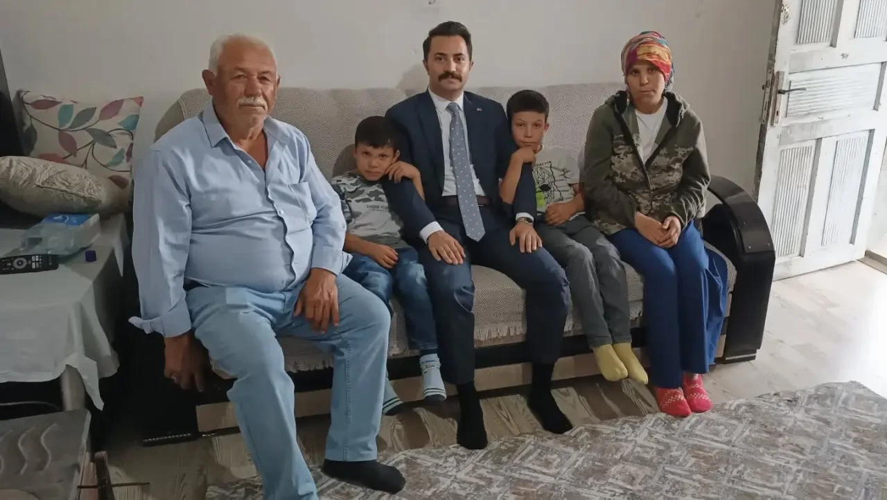 Kaymakam Osman Demirgül Karaşar Köyü’nü Ziyaret Etti: Vatandaşların Talepleri Dinlendi 3