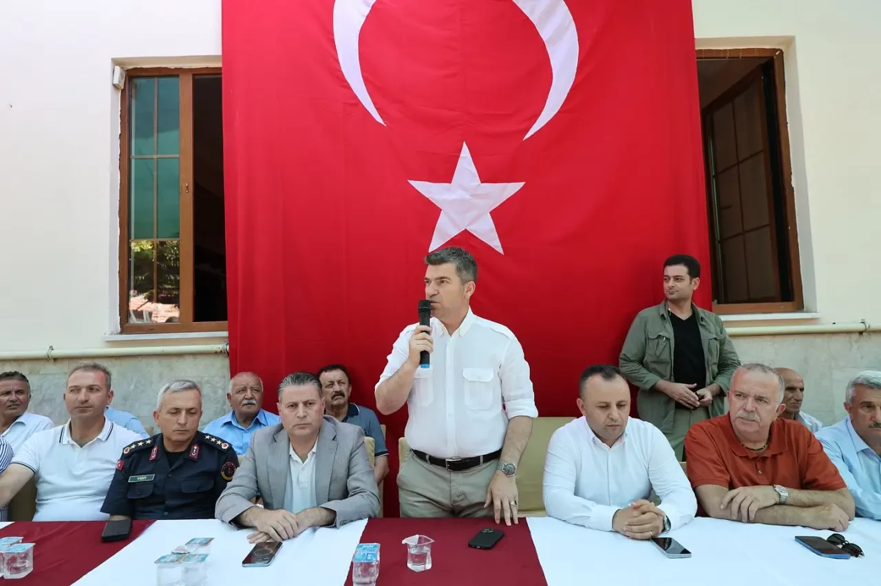 Amasya’da Aşure Sofrası Kuruldu: Protokol ve Vatandaşlar Birlikte Lokma Paylaştı 1