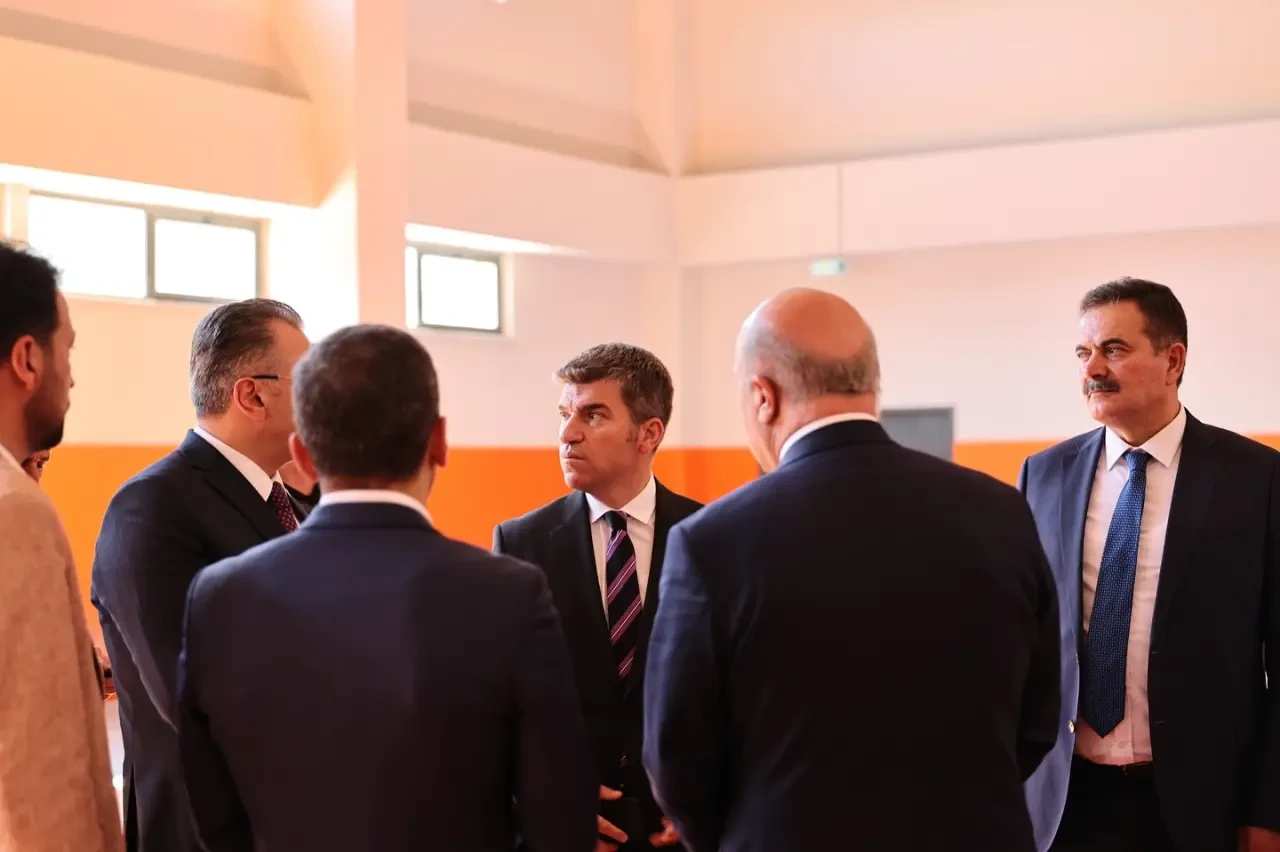 Merzifon Gençliği İçin Dev Adım: Gençlik Merkezi Ek Binasında Sona Yaklaşılıyor 2