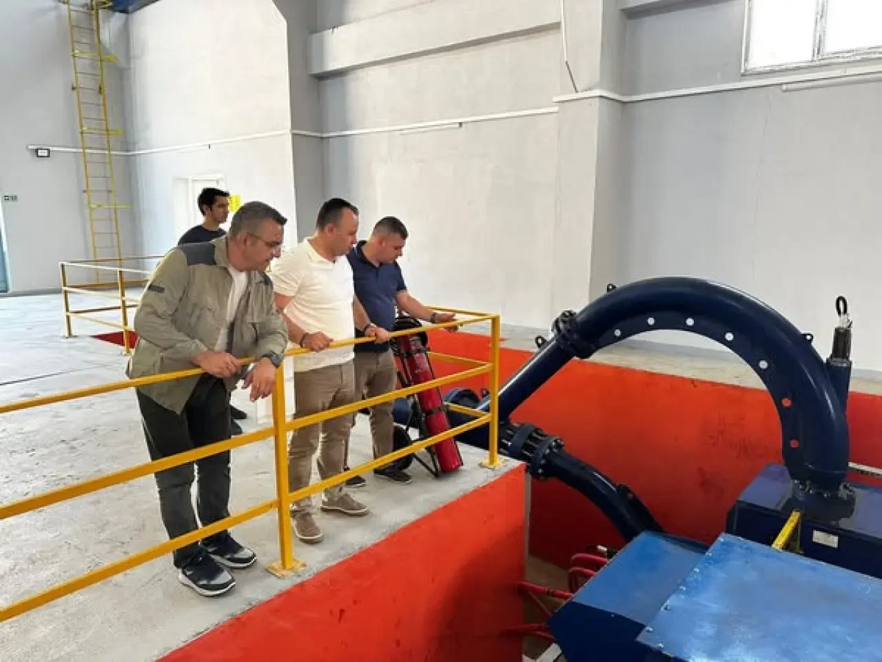 Amasya Belediye Başkanı Sevindi, Akdağ HES’te Enerji Üretimini İnceledi 1