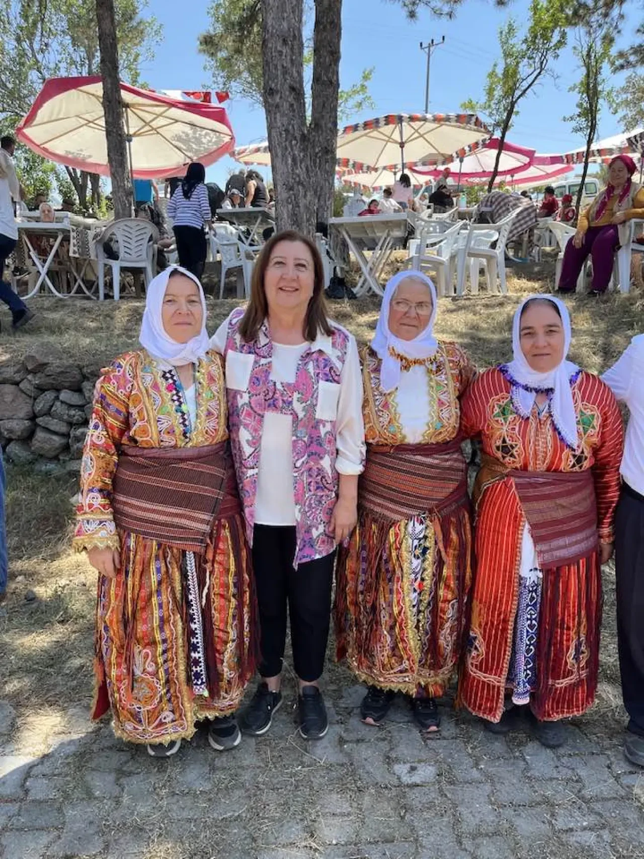 Başkan Özyol Güllüce’de Gönülleri Isıttı! 2