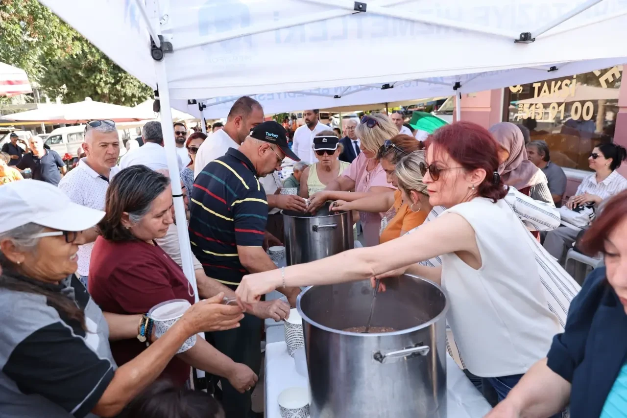 CHP’den Merzifon’da Aşure İkramı 5