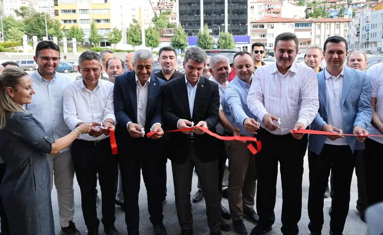 Amasya Muhtarlar Derneği Hizmet Ofisi Açıldı 1