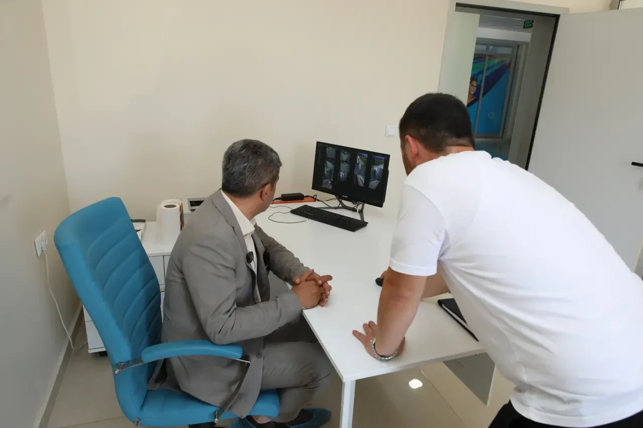 Başkan Rıfat Uzun’dan Yüzme Kurslarına Ziyaret 4