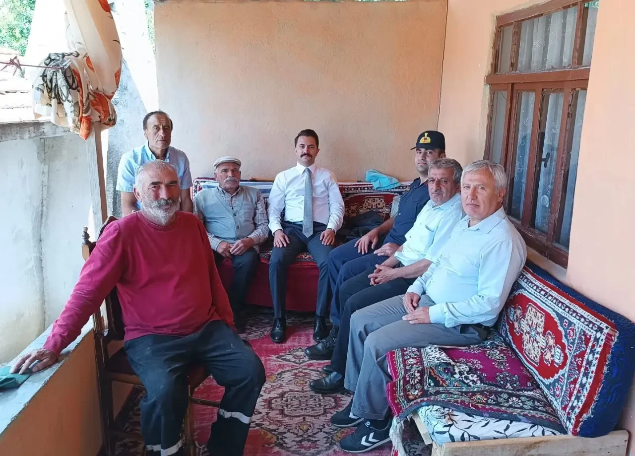 Kaymakam Demirgül Sahada, Talepler Yerinde Dinlendi 1