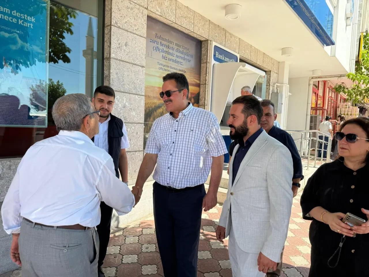 AK Parti Milletvekili Haluk İpek’ten Suluova Esnafına Ziyaret 4