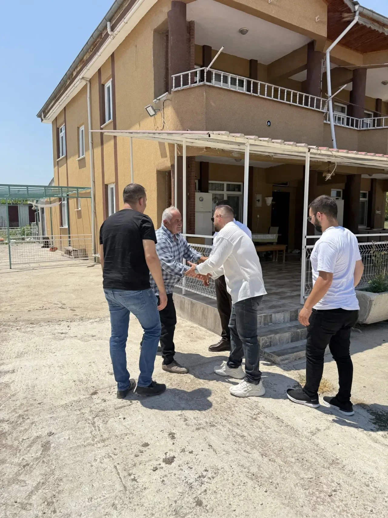 Merzifon Gençlerinden Tuncer Yılmaz’a Vefa Ziyareti: “Bereketin ve Bilgeliğin Çınarı” 3