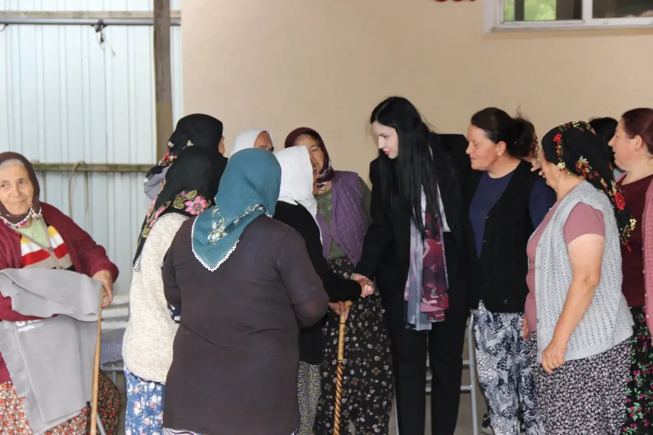 Kaymakam Büşra Erdoğan’dan Yemişen Köyü’ne Gönül Ziyareti! 3