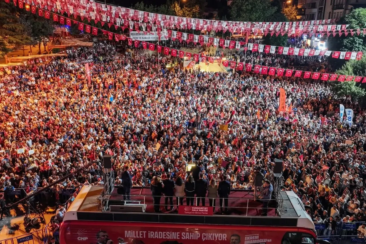 Amasya’da Coşkulu “Millet İradesine Sahip Çıkıyor” Mitingi Düzenledi 5