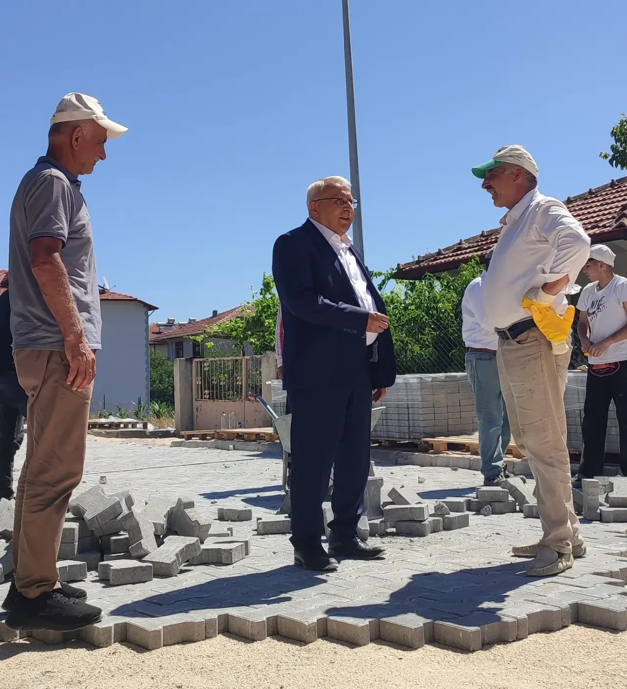 Başkan Kemal Şahin, Üstyapı Çalışmalarını Yerinde İnceledi 1