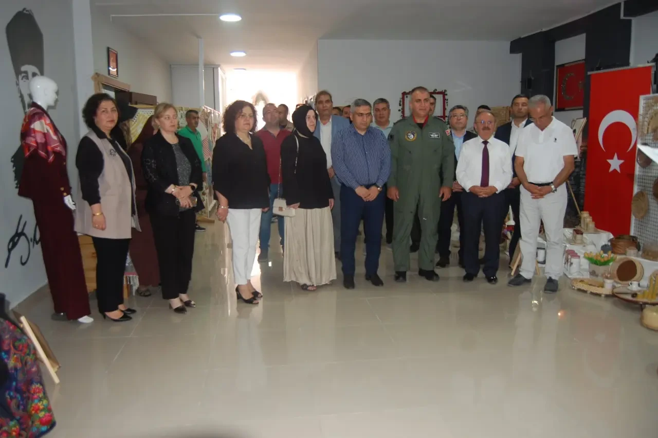 ADEM’in Yıl Sonu Sergisi Düzenlendi! 5