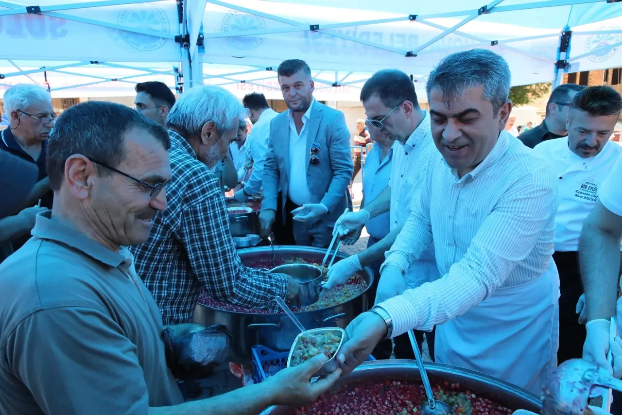 Suluova Belediyesi’nden Muharrem Ayında Aşure İkramı: “Paylaştıkça Bereket Artar” 1