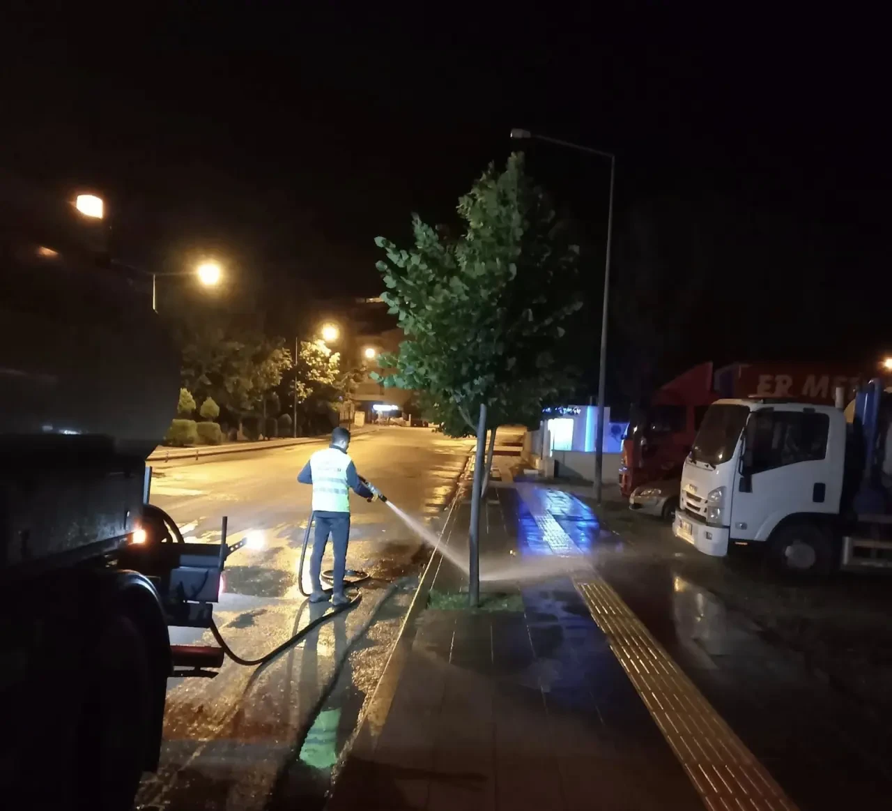 Amasya Belediyesinden Temizliğe Devam! 3