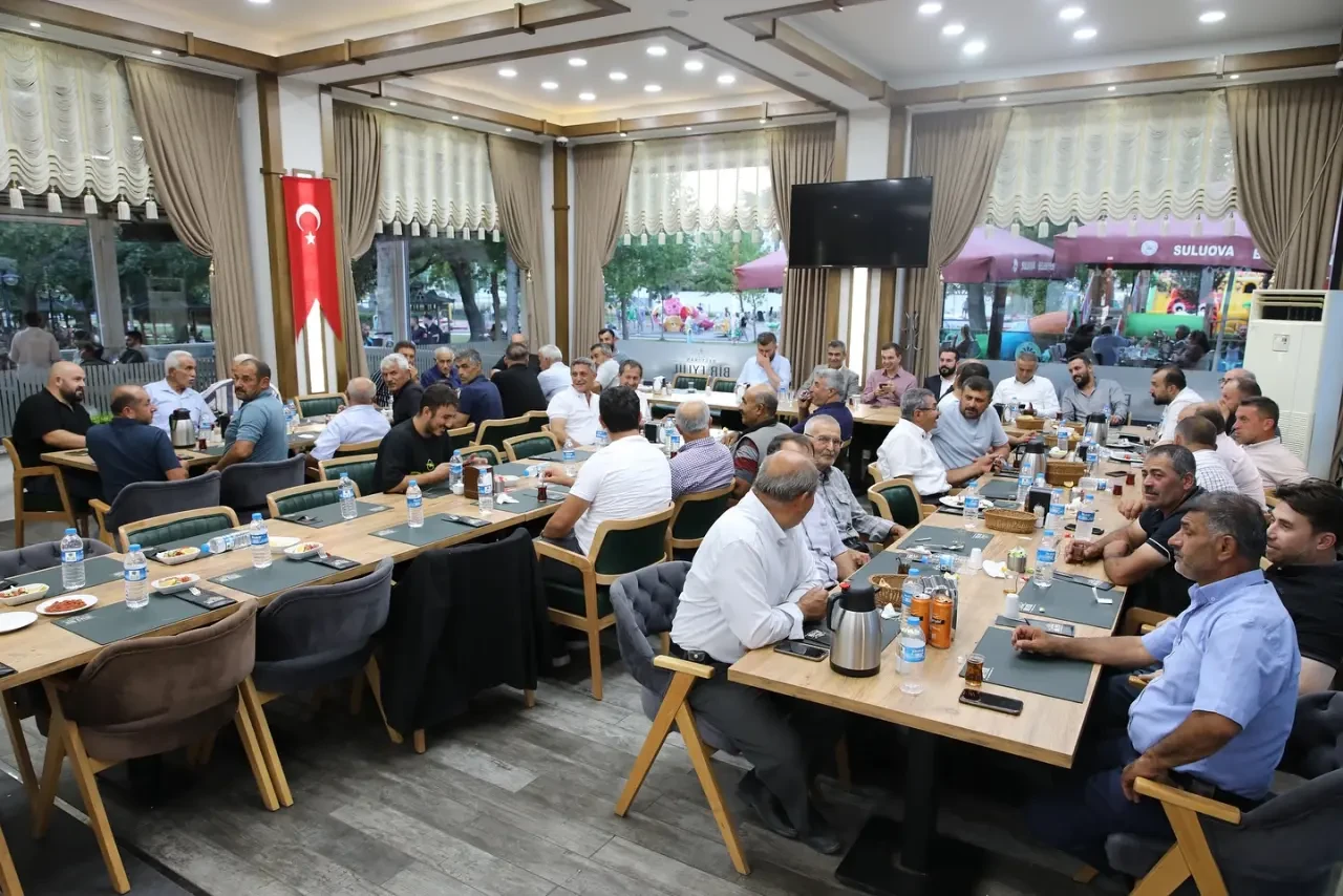 Başkan Rıfat Uzun, KÖYDES Yönetim Kurulu’nun Yemek Programına Katıldı 1