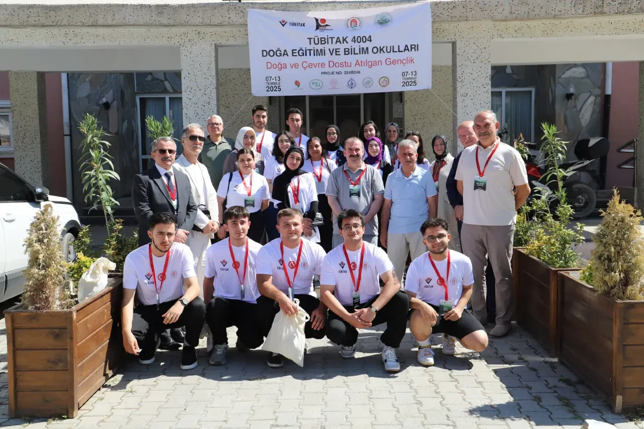 Doğa ve Çevre Dostu Atılgan Gençlik Projesi Amasya’da Tamamlandı 4