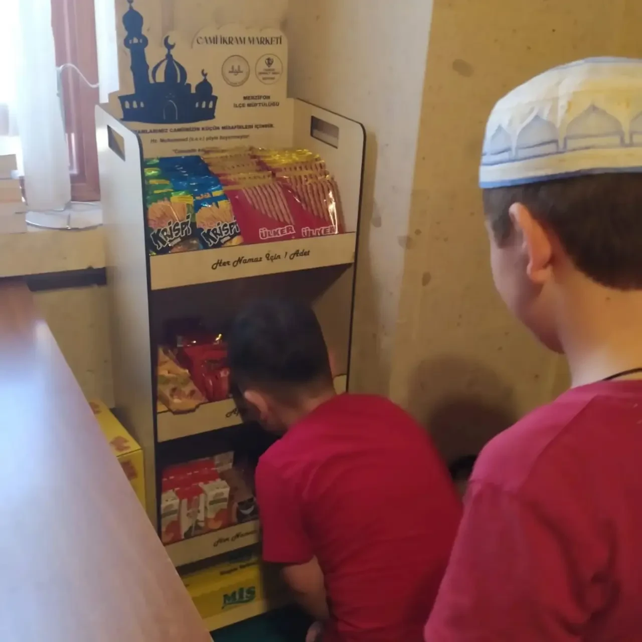 Merzifon Müftülüğü, Cami İkram Marketi Projesi ile Hayırda Yarışıyor 3
