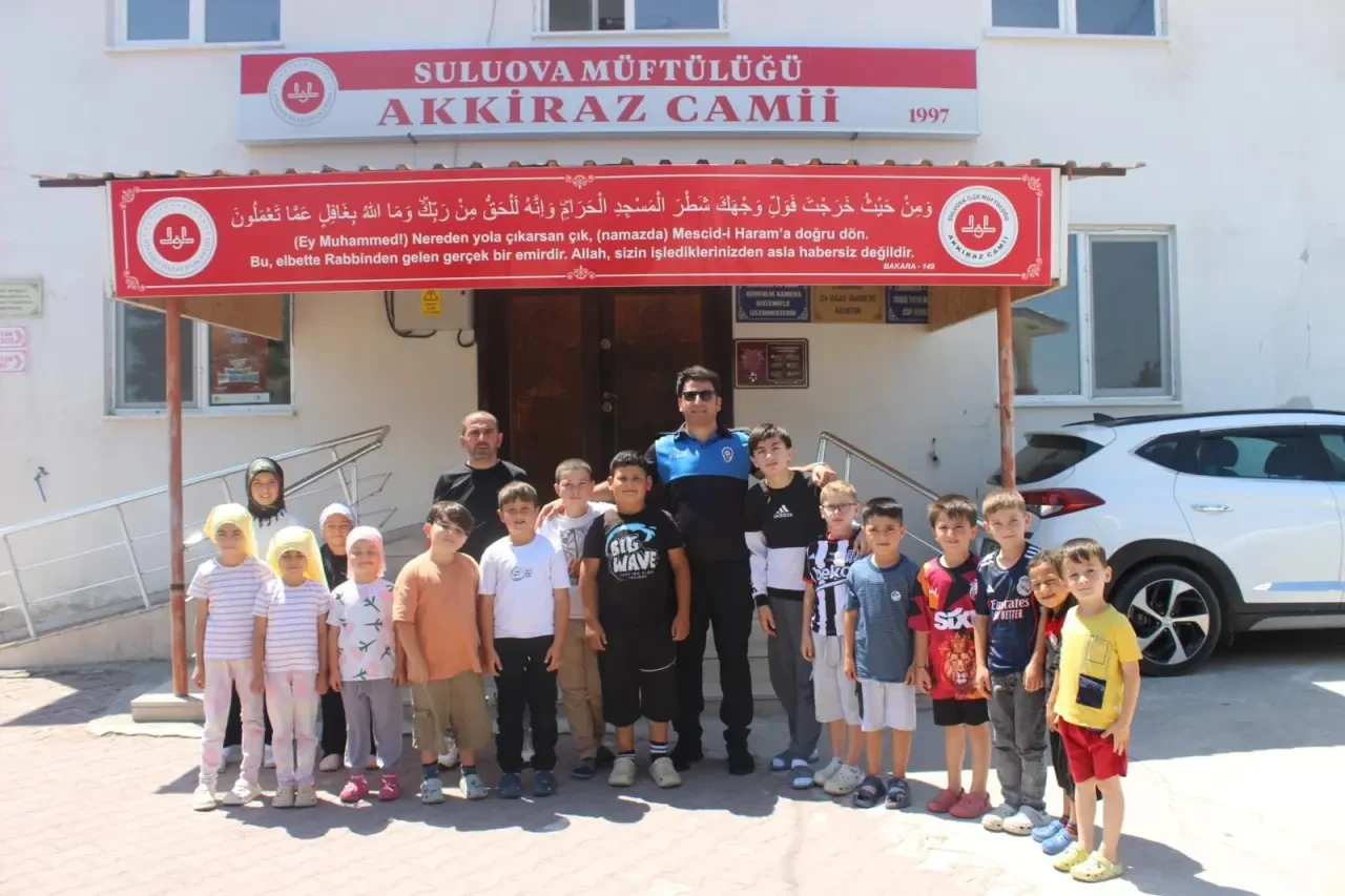 Miniklere Güvenlik Eğitimi: Amasya Polisi Yaz Kur’an Kurslarında Bilgilendirme Yaptı 2