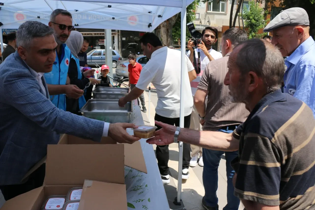 Merzifon’da Muharrem Ayı’nın Bereketi Aşureyle Paylaşıldı 2