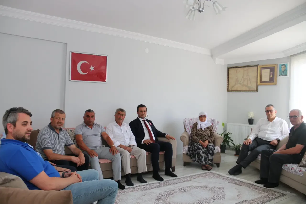 15 Temmuz Şehidi Ümit Çoban’ın Ailesine Anlamlı Ziyaret 1