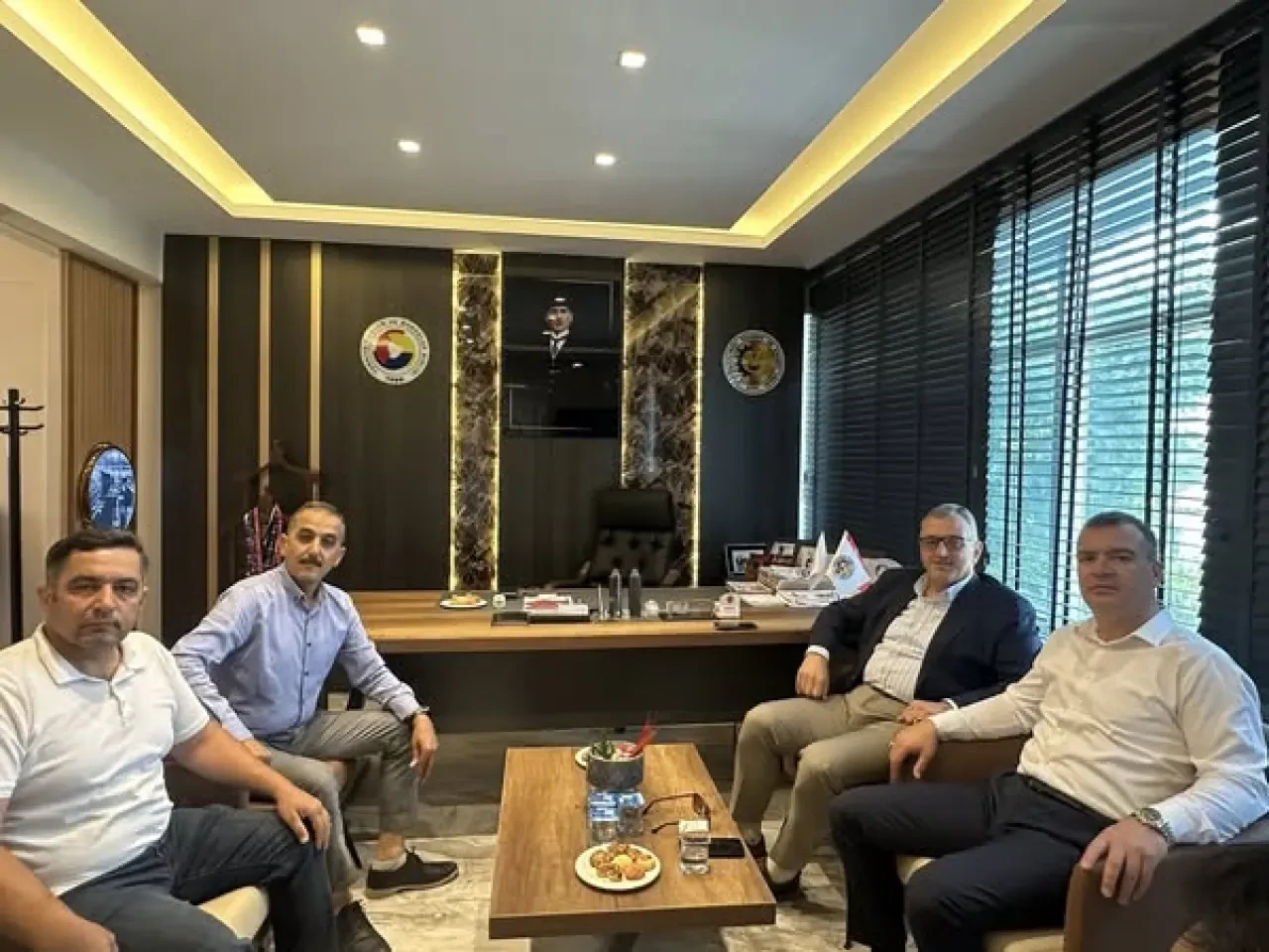 Hasan Çilez’den Gümüşhacıköy’de Birlik ve Dayanışma Ziyaretleri 1