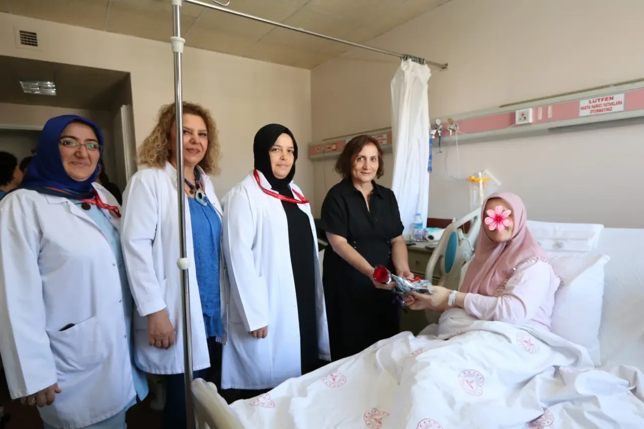 Dünya Emzirme Günü’nde Annelere Anlamlı Ziyaret 2