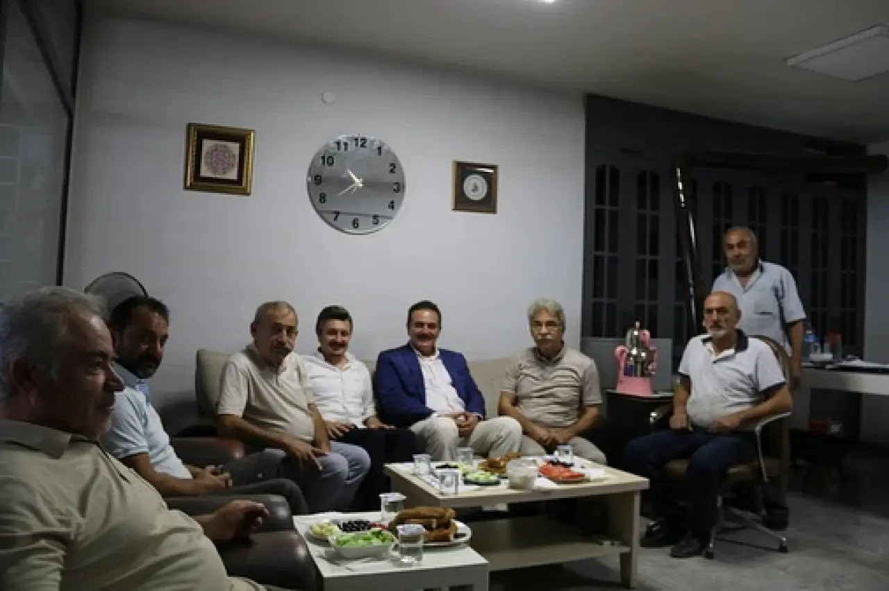 AK Parti Amasya Milletvekili Haluk İpek’ten Küçük Sanayi Esnafına Ziyaret 2