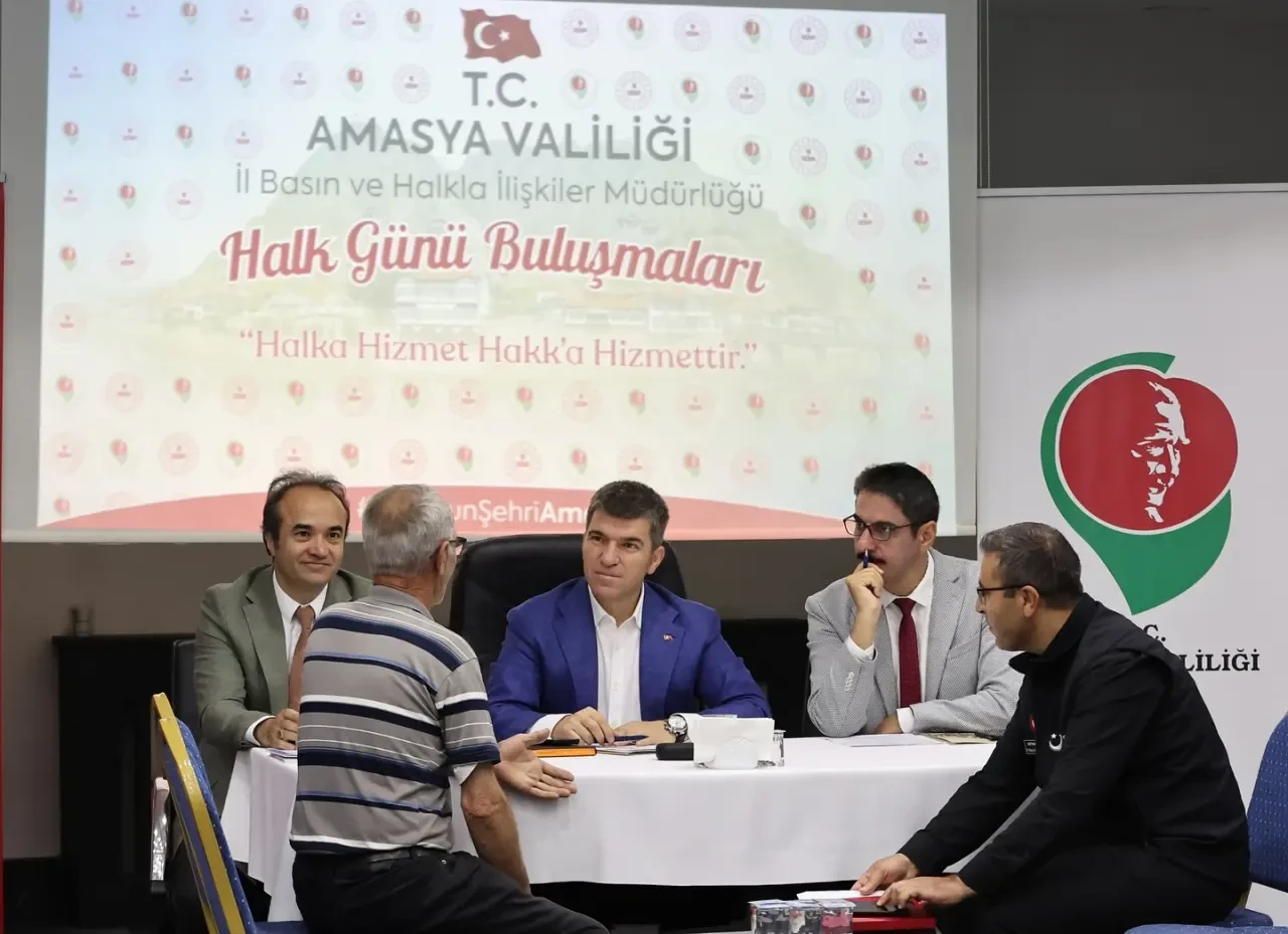 Amasya Valisi Önder Bakan, Halk Günü’nde Vatandaşları Dinledi 3