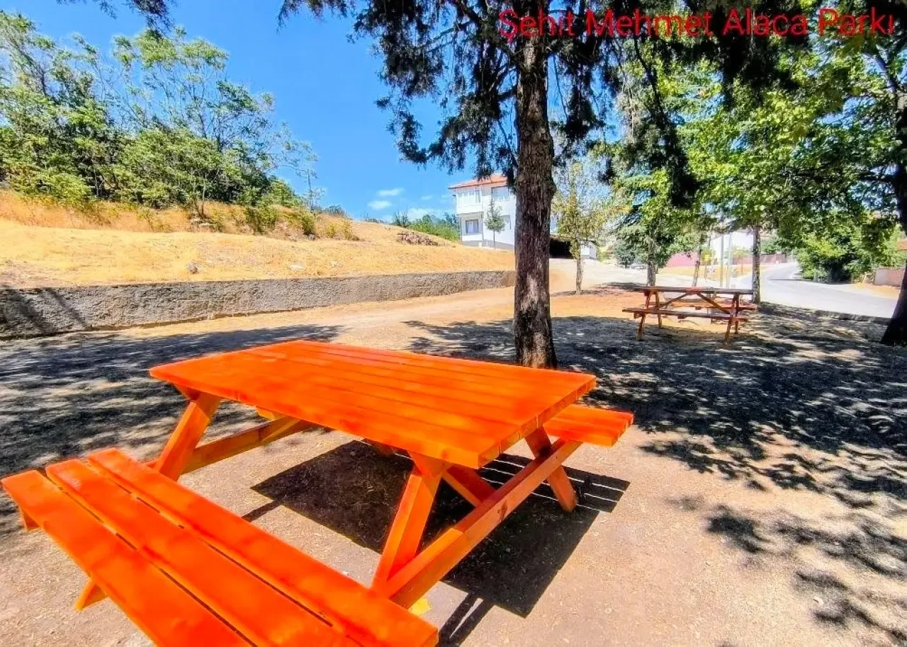 Hamamözü Belediyesi, Park ve Piknik Alanlarını Yenilemeye Devam Ediyor 2