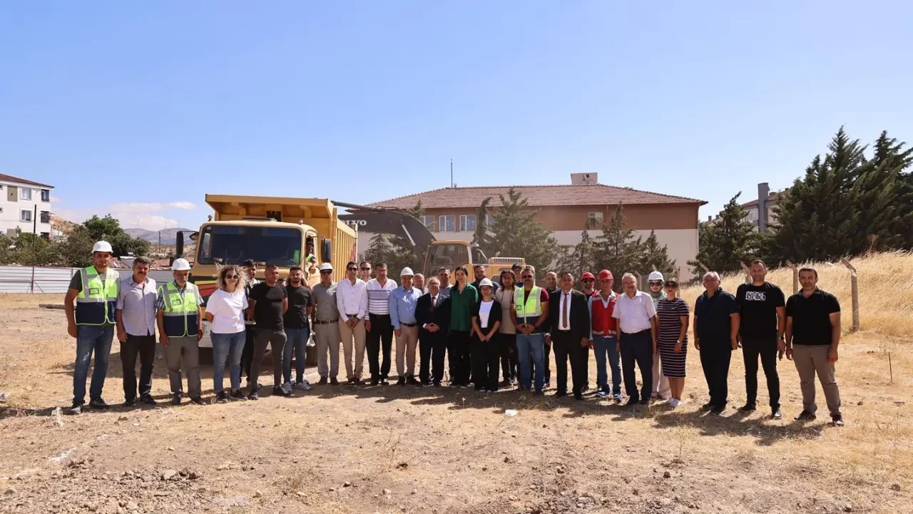 Merzifon’da Tarihi Proje Başladı: İçme Suyu Şebekesi Yenileniyor 5