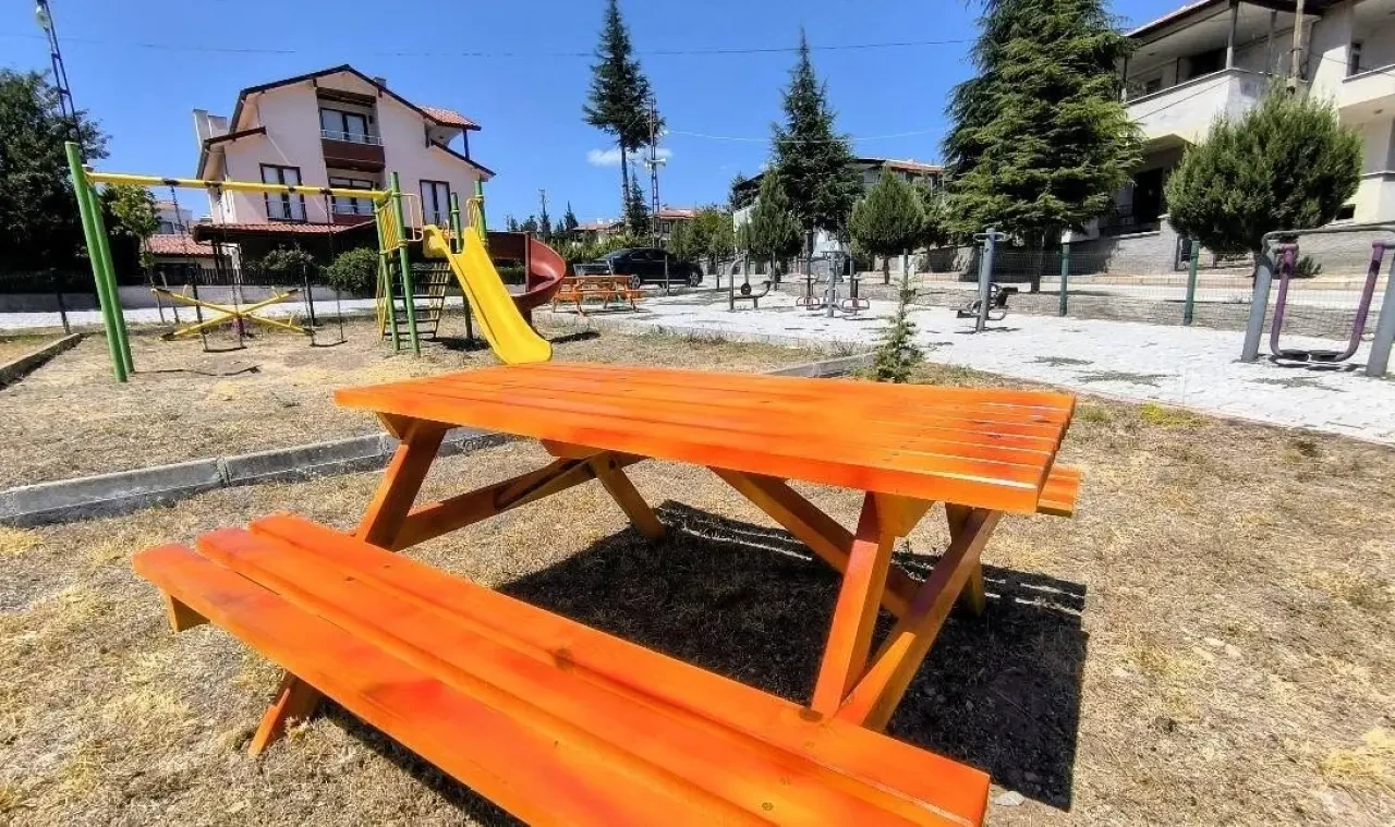 Hamamözü’nde Park ve Bahçeler Yenileniyor, Piknik Alanları Güzelleştiriliyor 2