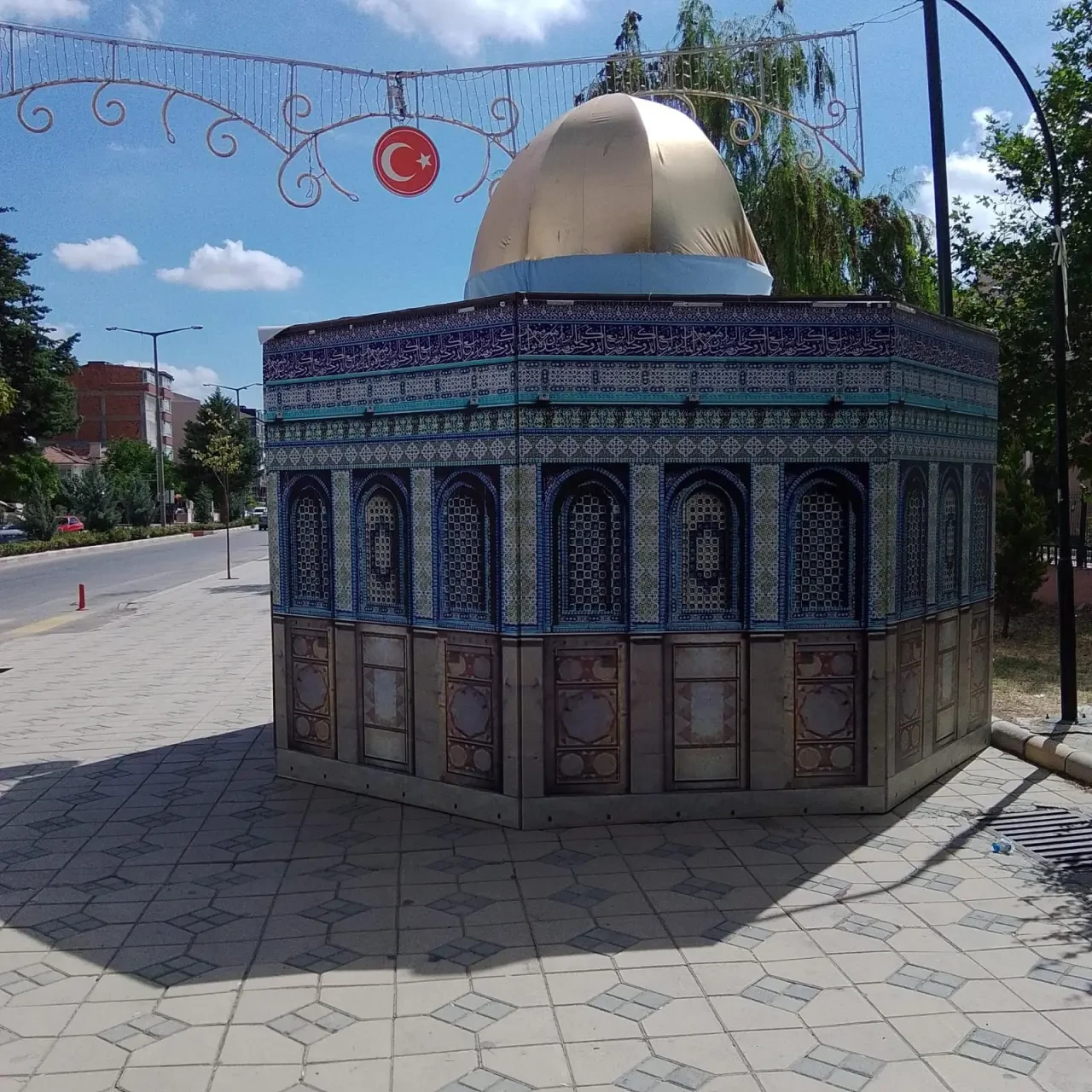 AGD’den Gazze’ye Yardım Çadırı 1