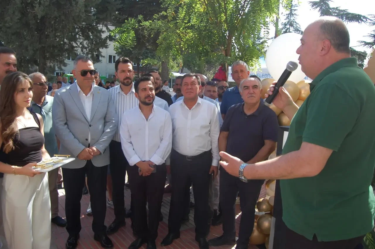 Dt. Oğuzhan Toygar’ın Kliniğine Görkemli Açılış 2