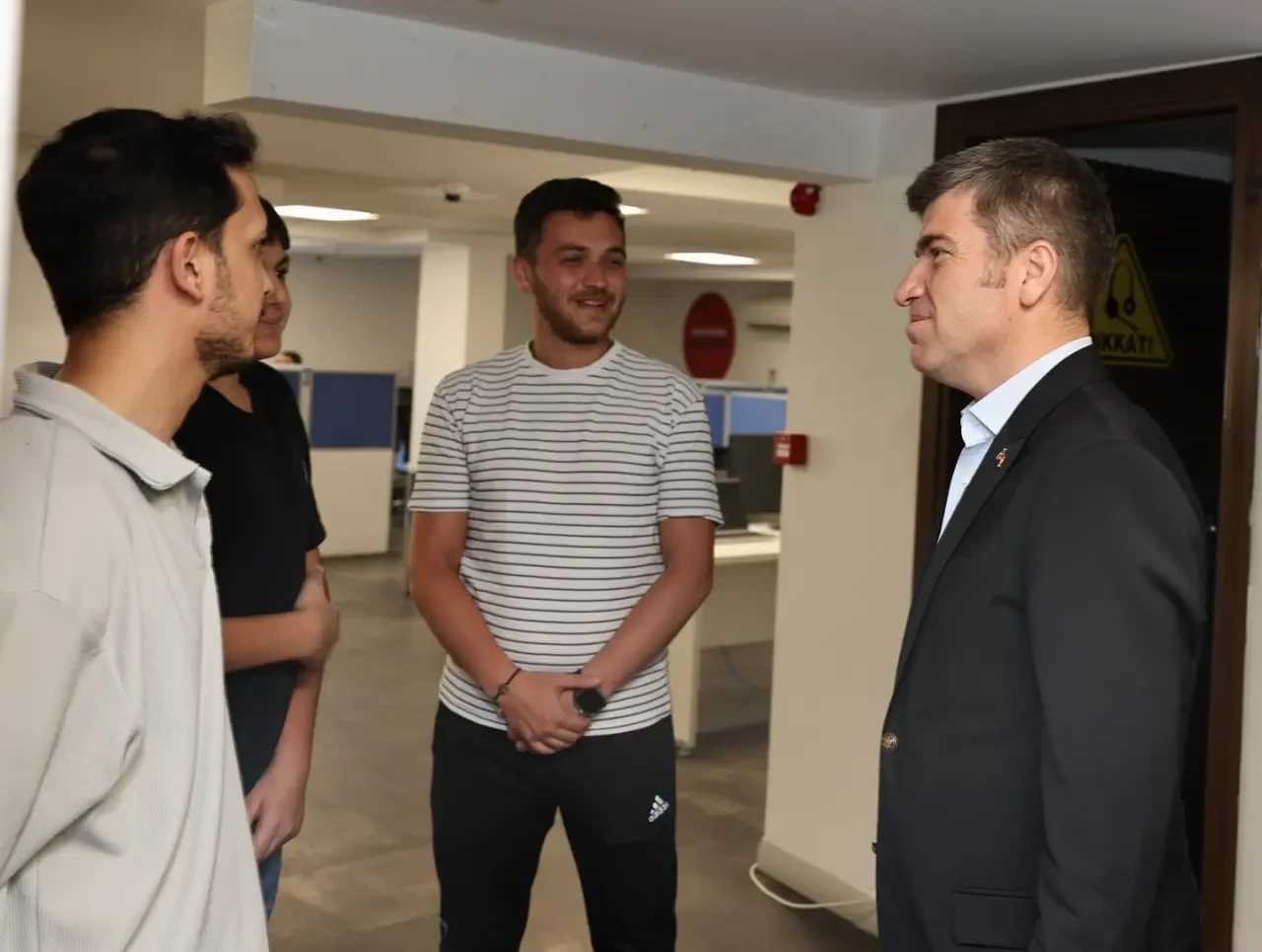 Vali Önder Bakan’dan Türk Telekom İl Müdürlüğü’ne Ziyaret 2