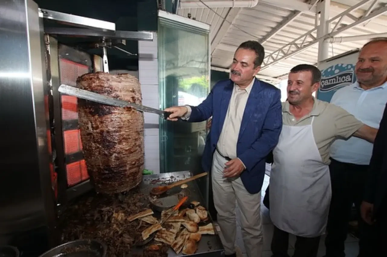 AK Parti Milletvekili İpek Taşova’da Talepleri Dinledi 3