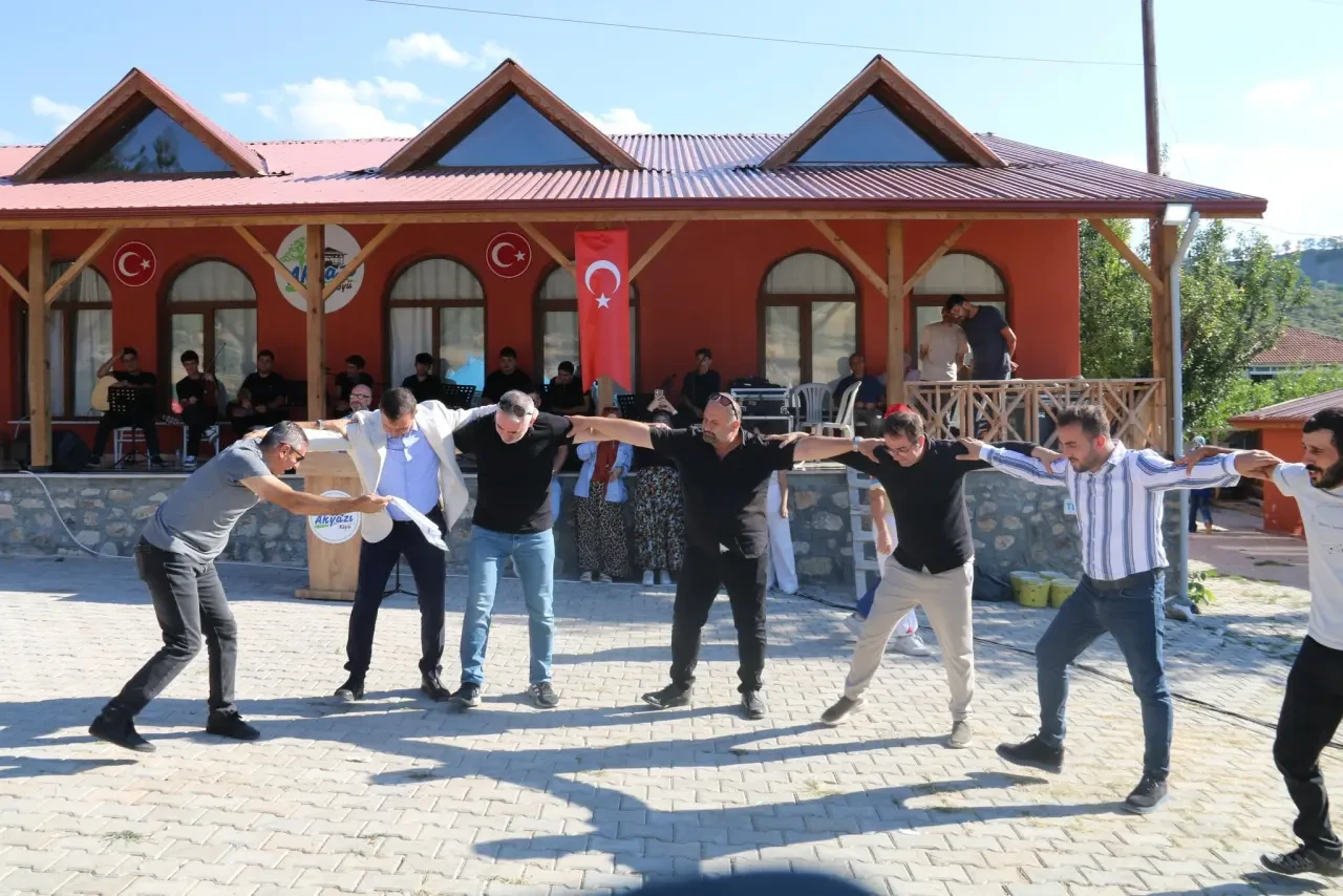 AK Parti Amasya Teşkilatı 11. Geleneksel Dayanışma Şenliği’ne Katıldı 4