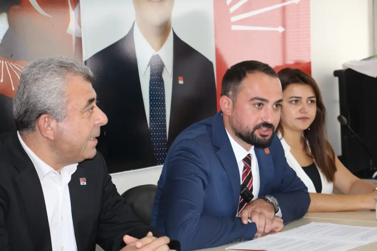 CHP’li Mehmet Önder, Merkez İlçe Başkanlığı’na Adaylığını Açıkladı 2