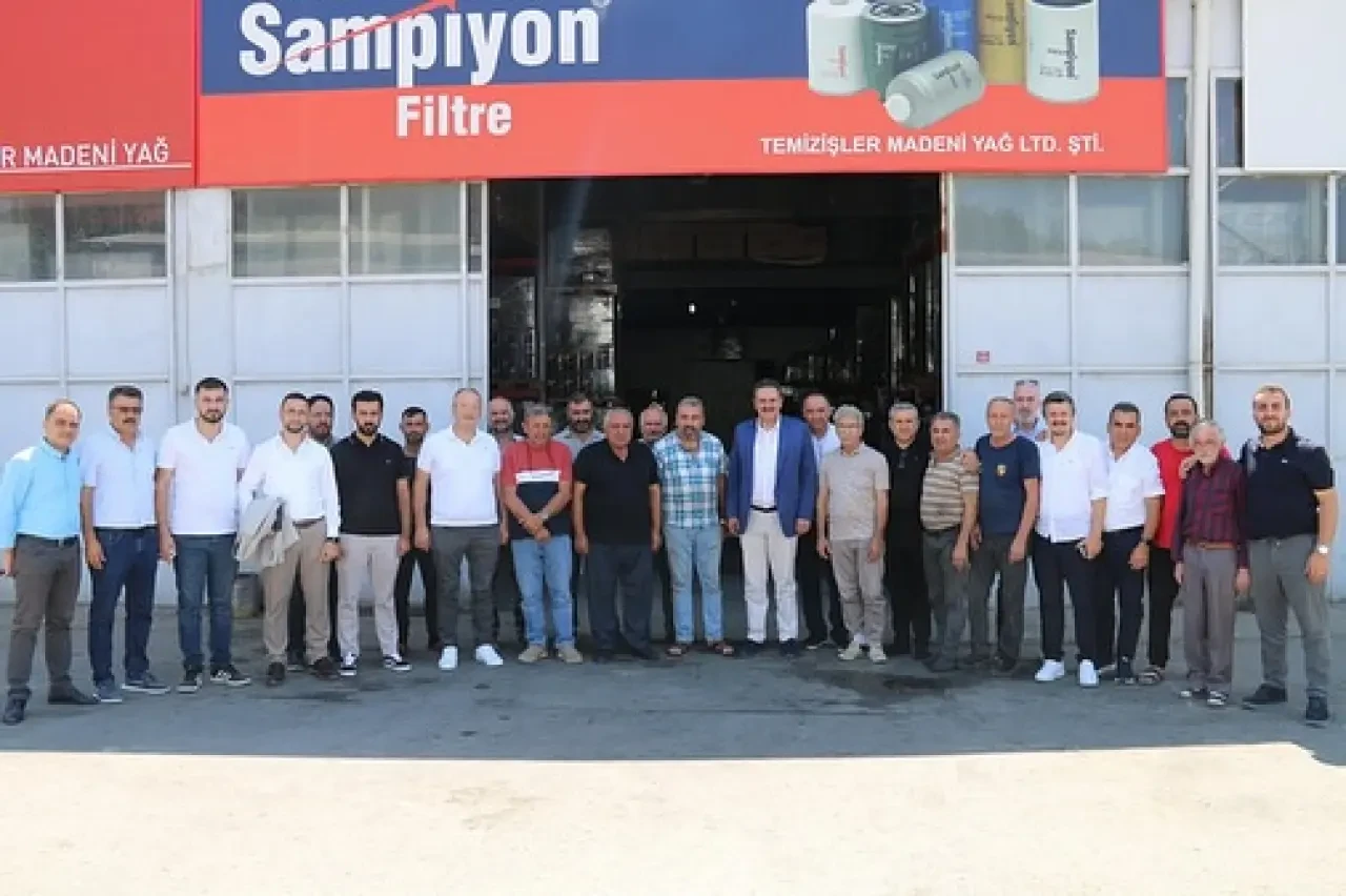 AK Parti Amasya Milletvekili Haluk İpek’ten Küçük Sanayi Esnafına Ziyaret 4