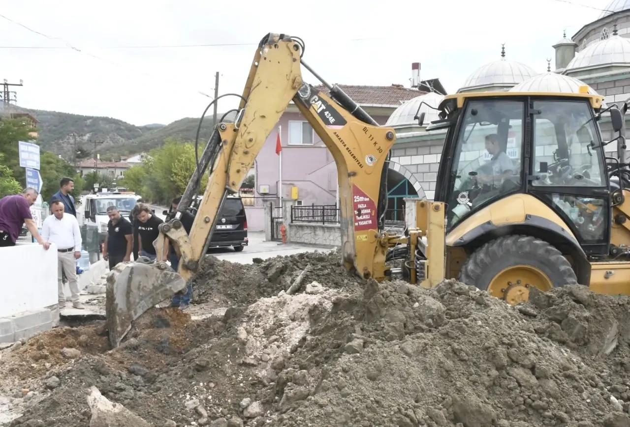 Amasya Belediyesi’nden Koza ve Kurşunlu’ya Yol ve Altyapı Yatırımı 4